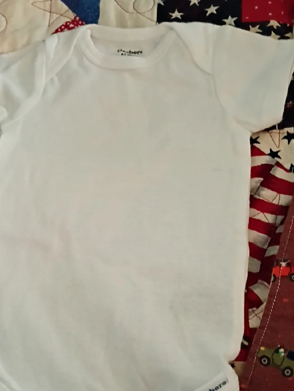 Gerber White Baby Onesie with Brown Car-Print Bib